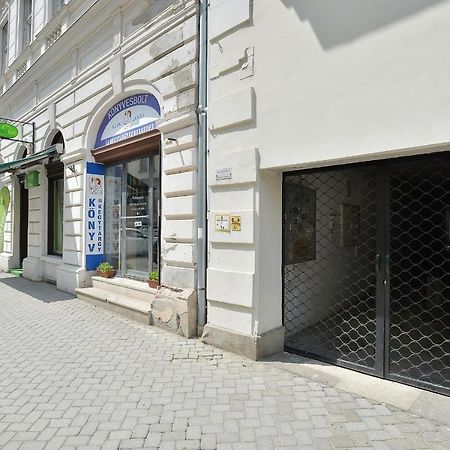 Netta Apartman Eger Exterior photo